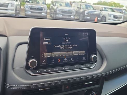 Certified 2023 Nissan Rogue SV image 22