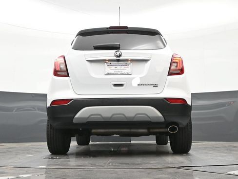 Used 2022 Buick Encore Preferred w/ Safety Package AWD/4WD image 26