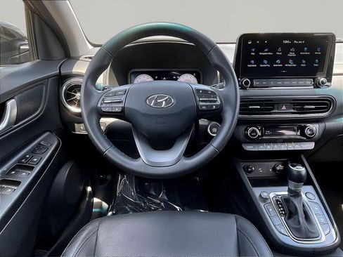 Used 2023 Hyundai Kona Limited AWD/4WD image 8
