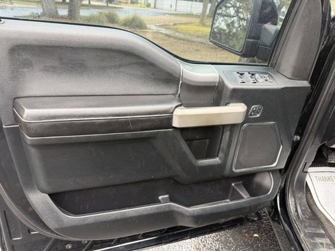 Used 2017 Ford F150 Lariat image 12