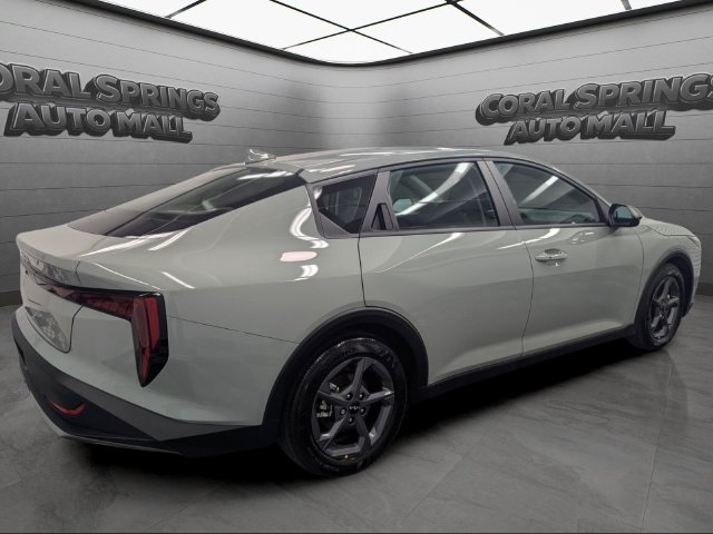 Used 2026 Kia K4 FWD image 7