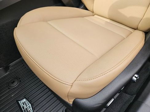 New 2026 Cadillac CT5 Premium Luxury image 8