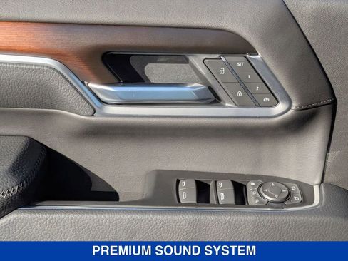 New 2025 GMC Sierra 2500 Denali w/ Denali Reserve Package image 12