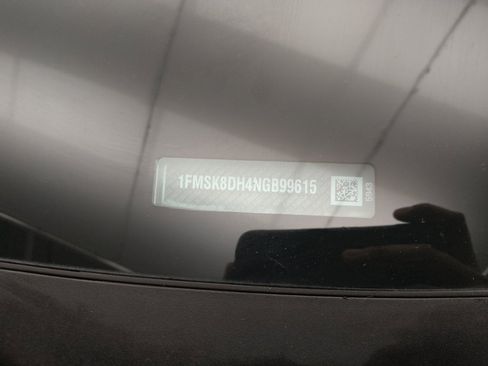 Used 2022 Ford Explorer XLT image 33