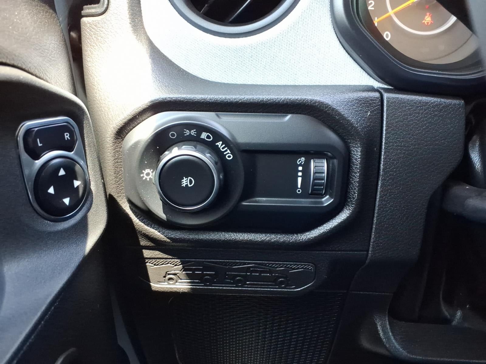 Used 2024 Jeep Wrangler Sport AWD/4WD image 26