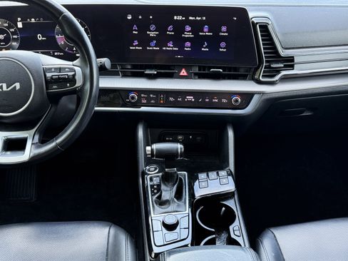 Used 2023 Kia Sportage SX image 8