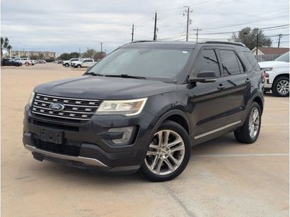 Used 2017 Ford Explorer XLT w/ Equipment Group 202A