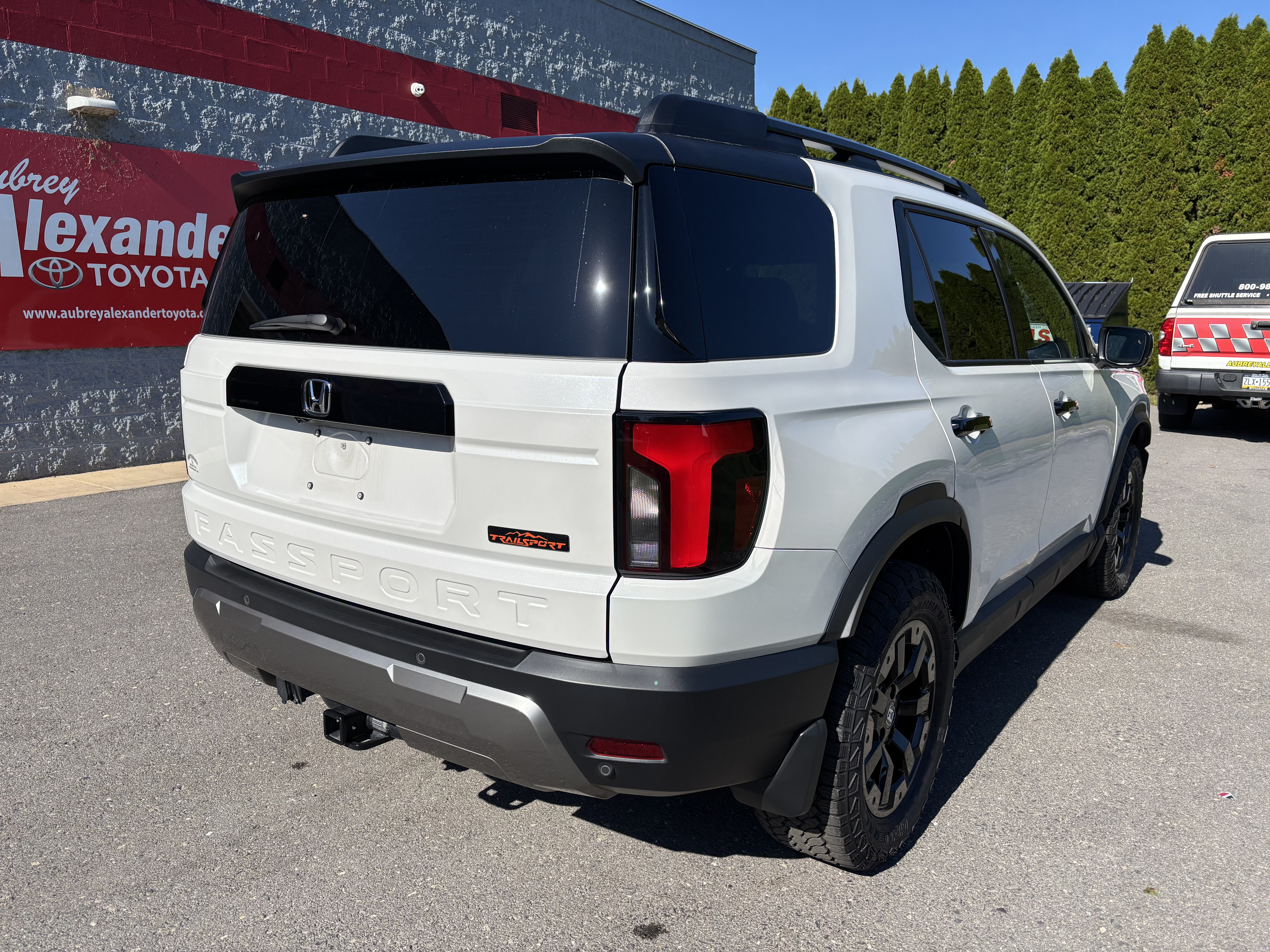 Used 2026 Honda Passport TrailSport Elite image 3