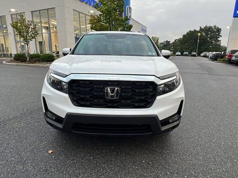 Used 2024 Honda Passport EX-L image 9