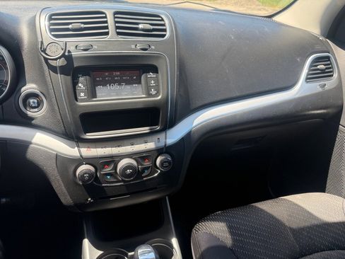 Used 2013 Dodge Journey SXT FWD image 13