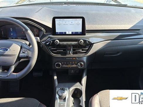 Used 2025 Ford Escape ST-Line FWD image 11