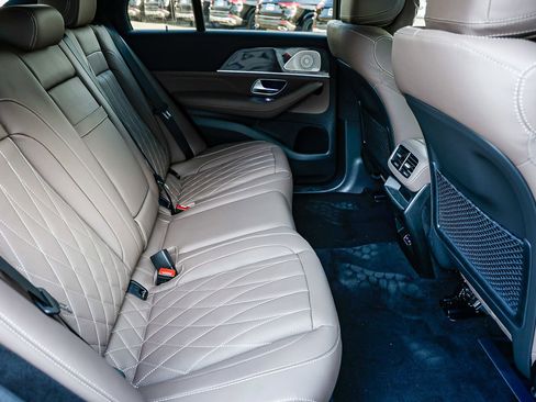 New 2026 Mercedes-Benz GLE 53 AMG 4MATIC image 18