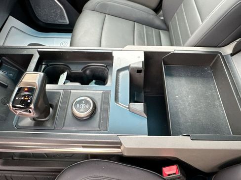 Used 2025 GMC Hummer EV 3X w/ LPO, Sport Package AWD/4WD image 24