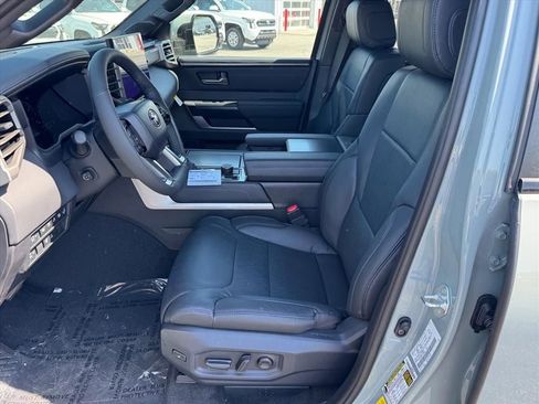 New 2026 Toyota Tundra Platinum AWD/4WD image 10