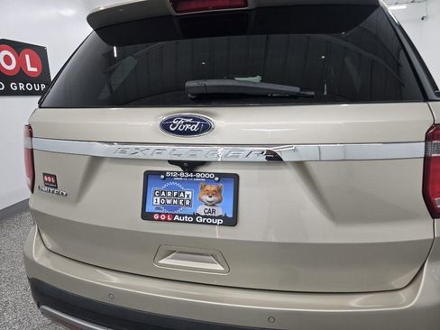 Used 2017 Ford Explorer Limited w/ Equipment Group 301A FWD image 8