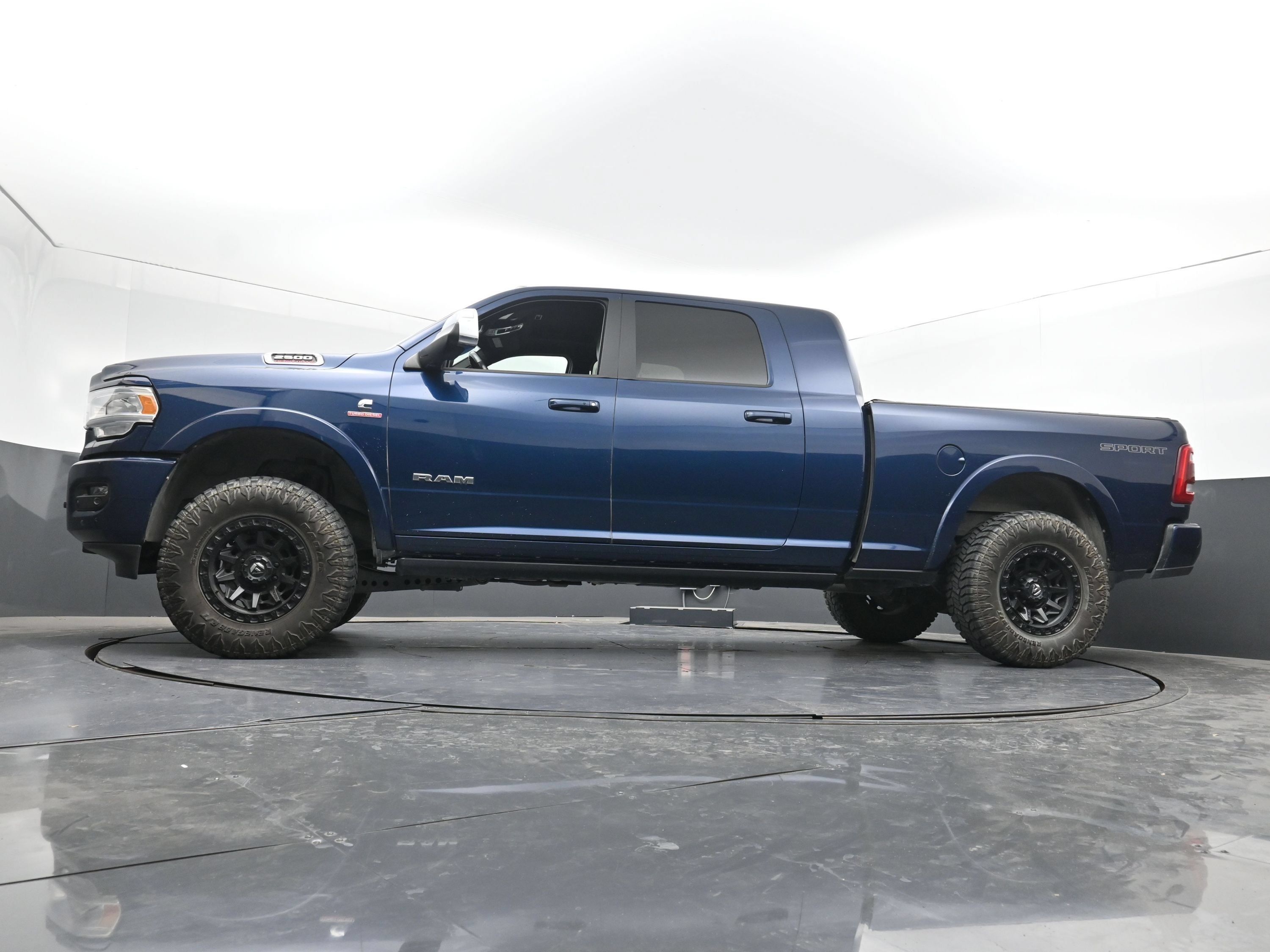Used 2022 RAM 2500 Laramie AWD/4WD image 28