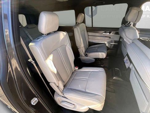 New 2026 Jeep Grand Wagoneer L Summit image 23