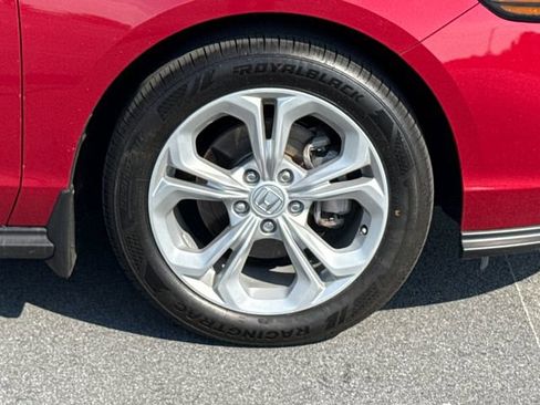 Used 2025 Honda Accord LX image 11