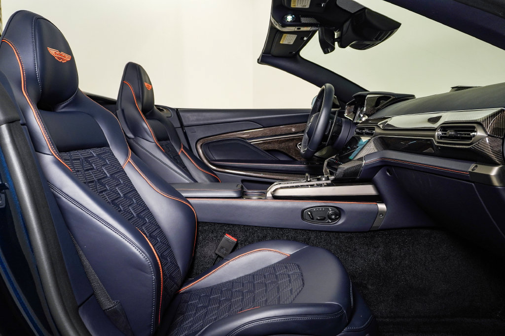 Used 2026 Aston Martin Vanquish Convertible RWD image 20