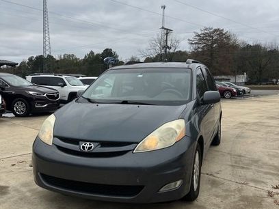 Used 2010 Toyota Sienna XLE