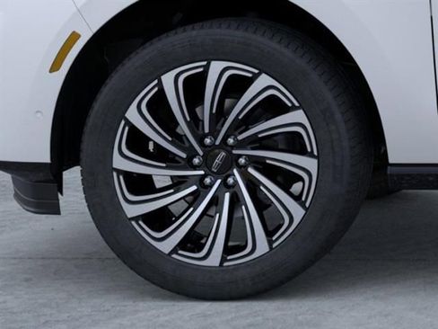 New 2026 Lincoln Navigator Black Label AWD/4WD image 19