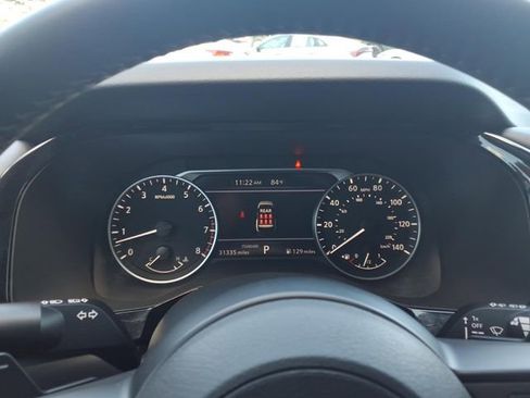 Used 2025 Nissan Pathfinder SV FWD image 19