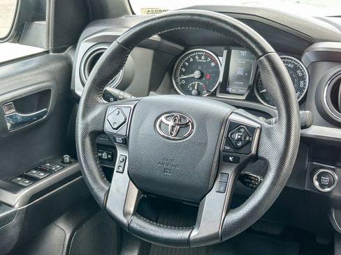 Used 2023 Toyota Tacoma TRD Off-Road w/ Black Out Package (TMS) image 15