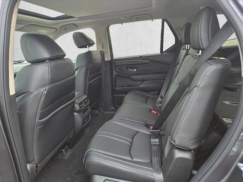 New 2026 Honda Pilot Touring image 10