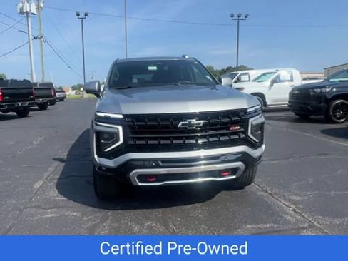 Certified 2025 Chevrolet Suburban Z71 AWD/4WD image 3