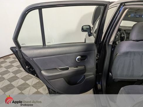 Used 2009 Nissan Versa 1.8 S w/ PWR Pkg FWD image 19