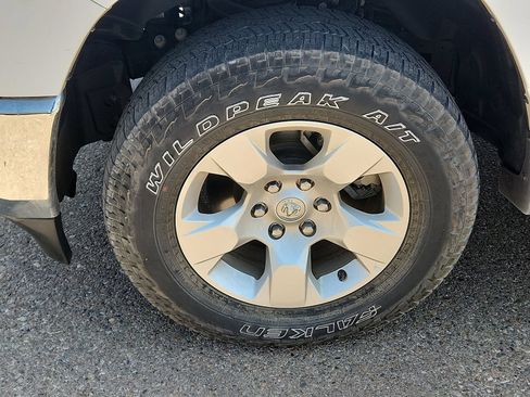 Used 2024 RAM 1500 Big Horn AWD/4WD image 7