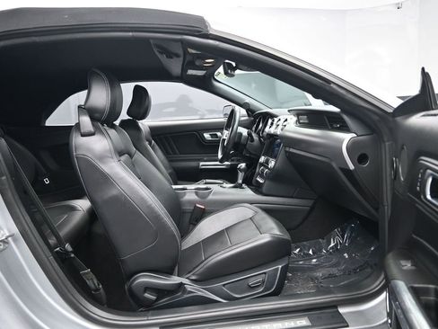 Used 2023 Ford Mustang Premium image 31