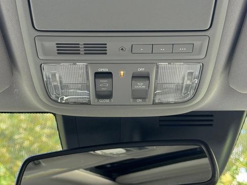 Used 2018 Honda CR-V EX-L image 19
