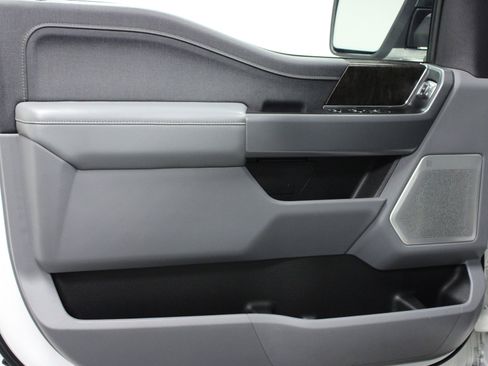 Used 2021 Ford F150 Lariat w/ Equipment Group 502A High image 11