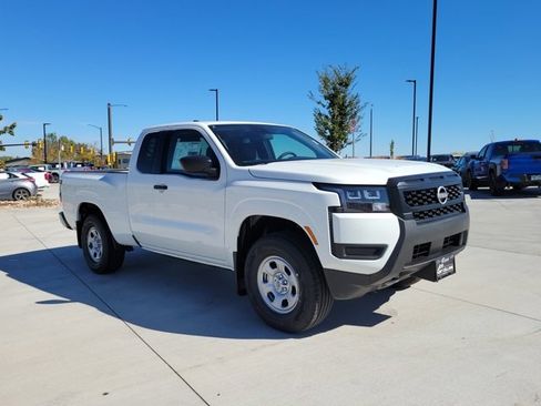 New 2026 Nissan Frontier S image 4