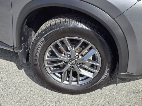 Used 2021 Nissan Rogue S image 22