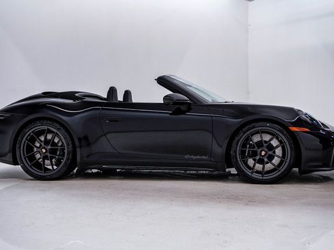 New 2026 Porsche 911 Carrera GTS image 9