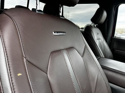 Used 2015 Ford F150 Platinum w/ Equipment Group 701A Luxury image 13