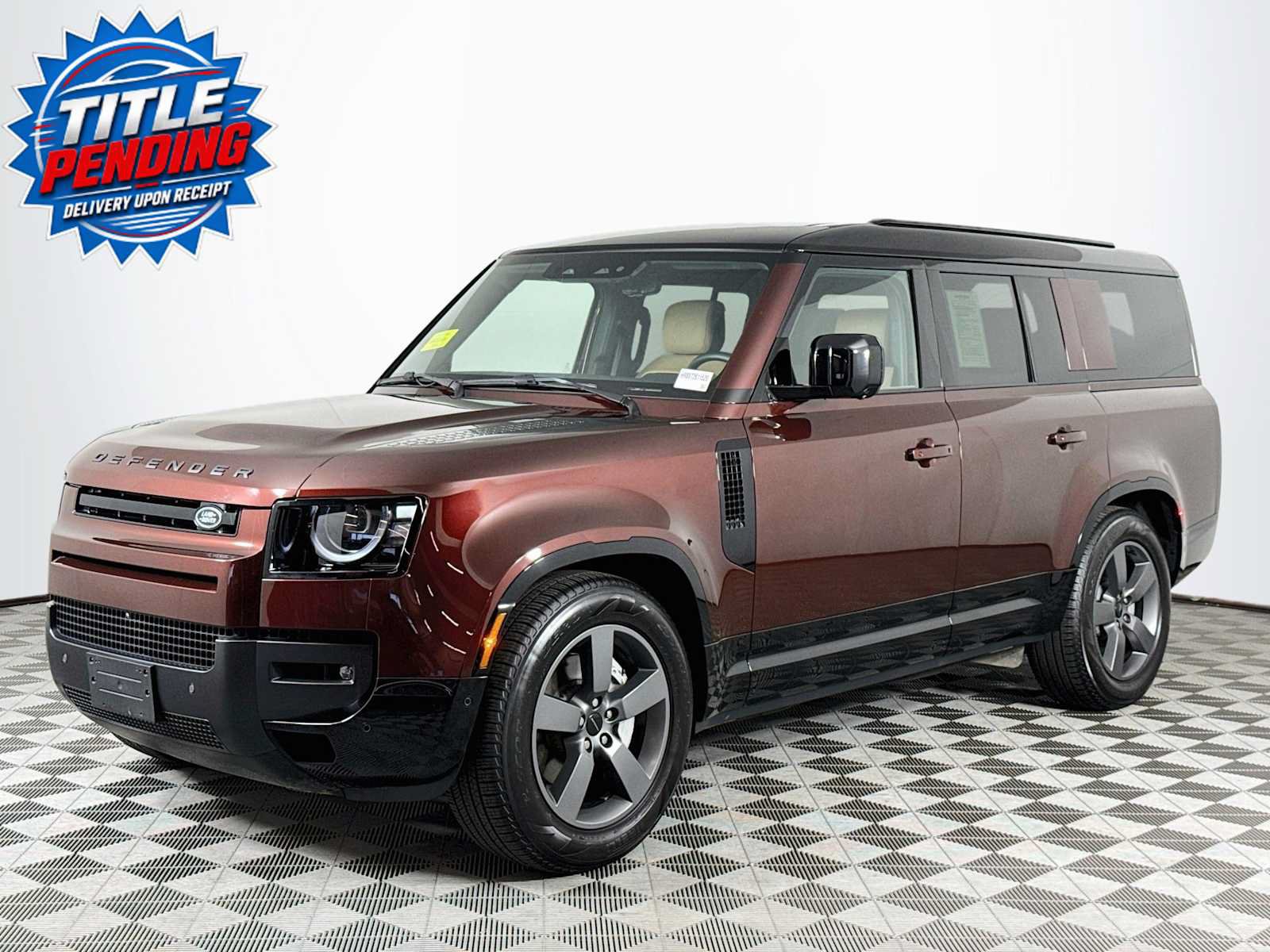 Used 2026 Land Rover Defender 130 X-Dynamic SE AWD/4WD image 1