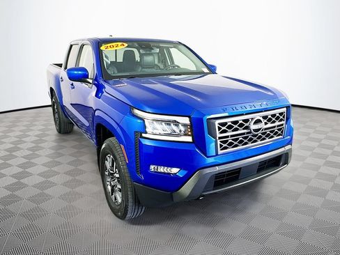 Certified 2024 Nissan Frontier SL w/ Technology Package AWD/4WD image 2