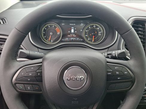 Certified 2022 Jeep Cherokee Trailhawk w/ Sun, Sound & Nav Group image 20