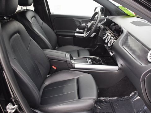 Certified 2025 Mercedes-Benz GLA 250 GLA 250 image 15