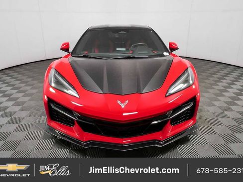 Used 2024 Chevrolet Corvette Z06 w/ Chrome Exterior Badge Package RWD image 31