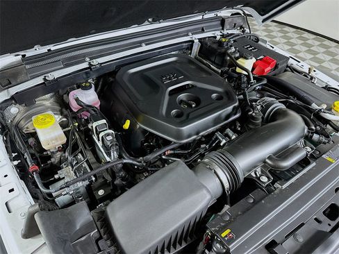 Used 2025 Jeep Wrangler Unlimited Sport image 26