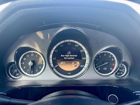 Used 2012 Mercedes-Benz E 550 4MATIC Sedan image 17