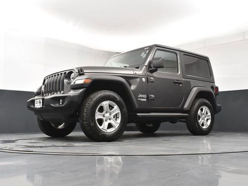 Used 2021 Jeep Wrangler Sport S image 20