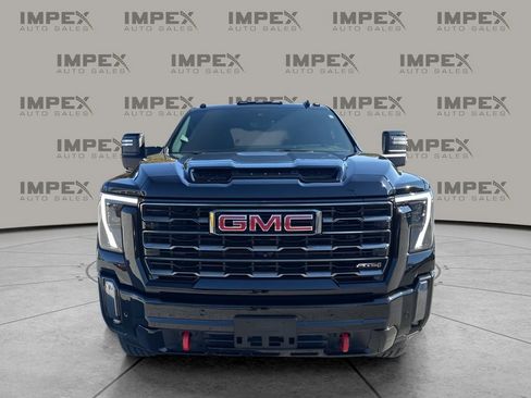 Used 2024 GMC Sierra 2500 AT4 w/ AT4 Premium Plus Package image 8