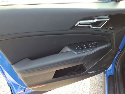 New 2026 Kia Sportage SX FWD image 16