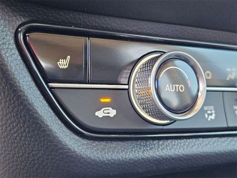 New 2026 Honda HR-V EX-L image 23