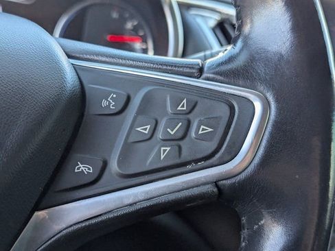 Used 2022 Chevrolet Malibu Premier image 18